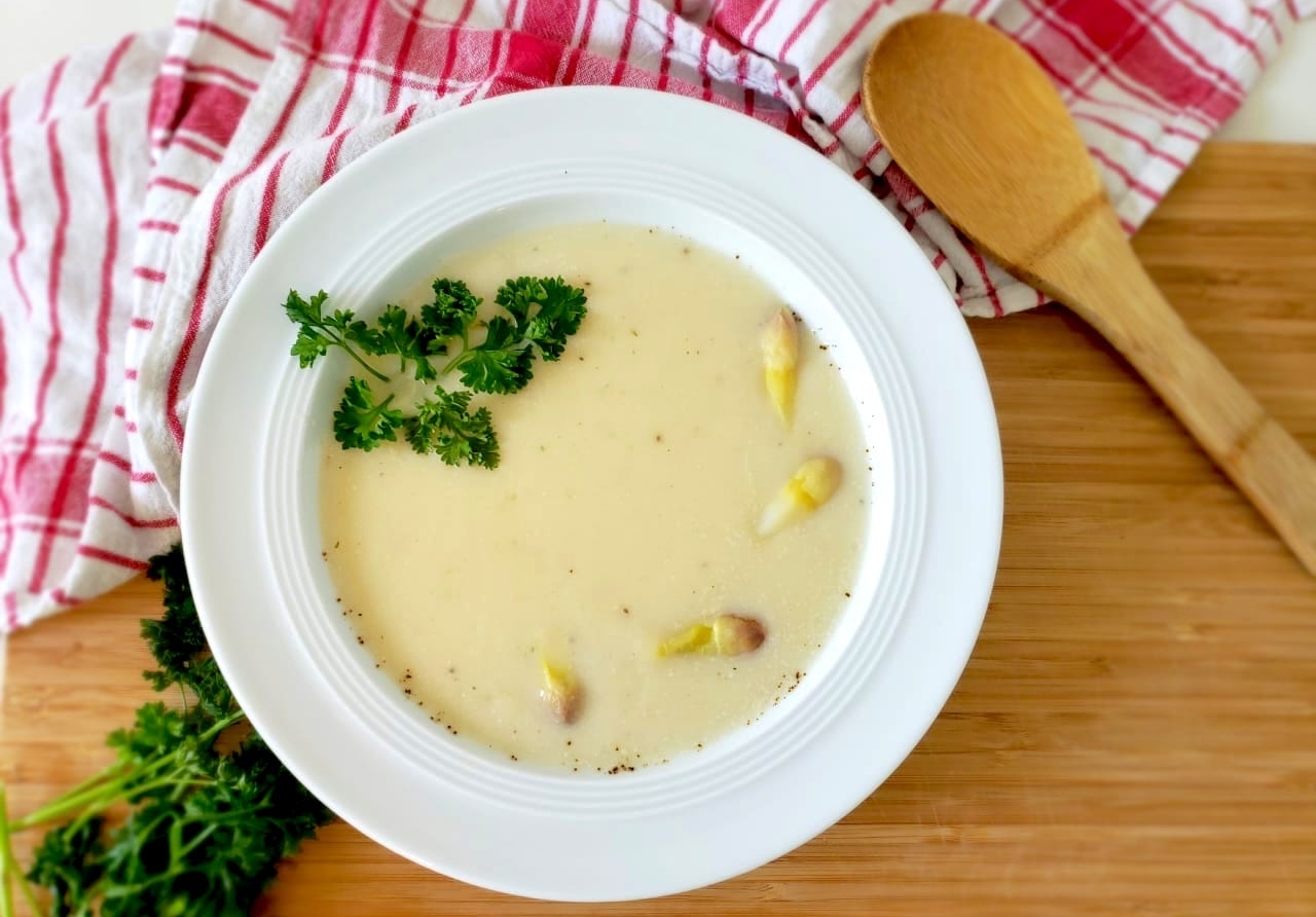 Spargelcremesuppe