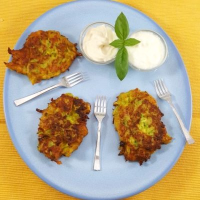 Mini-Zucchinipfannkuchen