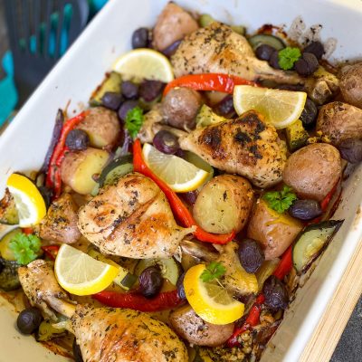 Mediterranes Hähnchen mit Ofengemüse