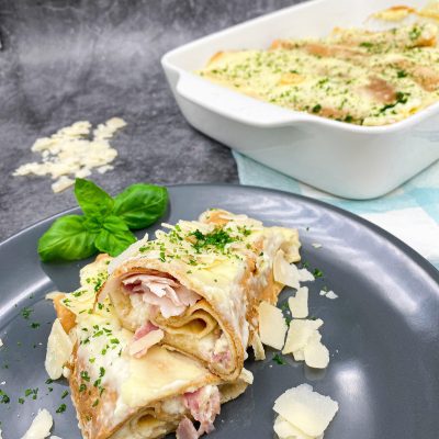 Ofenpfannkuchen mit Ricotta und Schinken